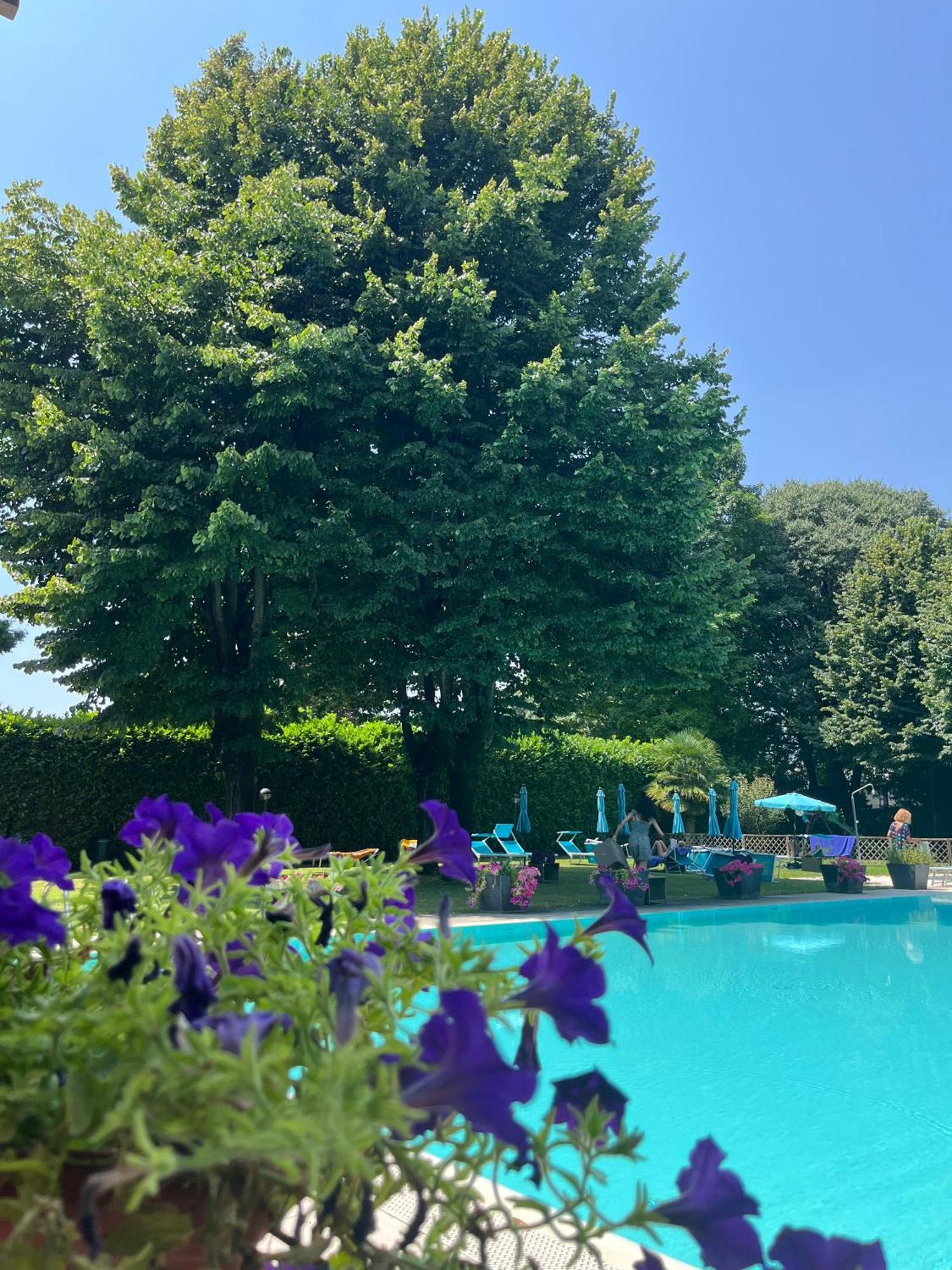Hotel Sporting ブルゲーリオ エクステリア 写真