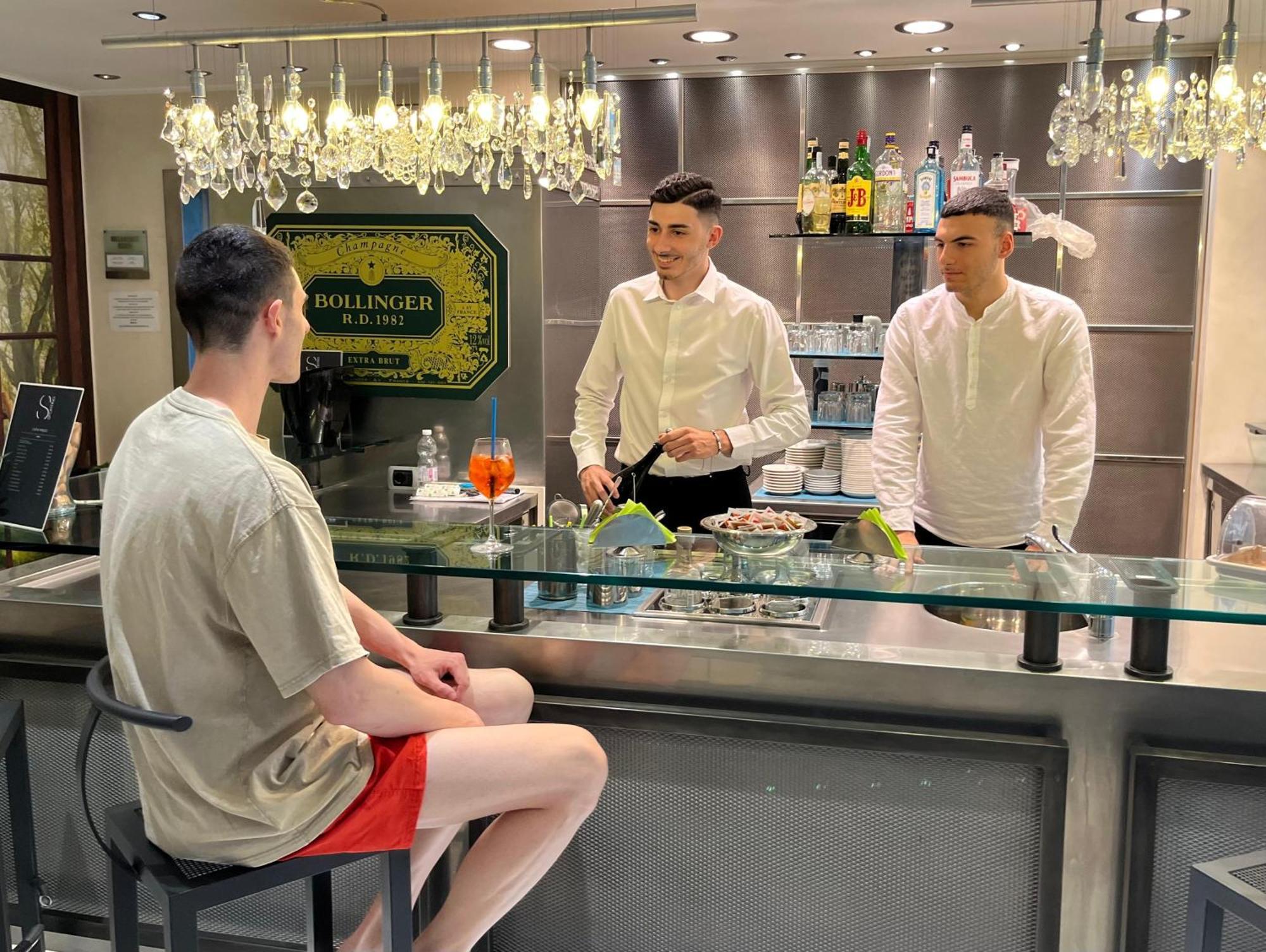 Hotel Sporting ブルゲーリオ エクステリア 写真